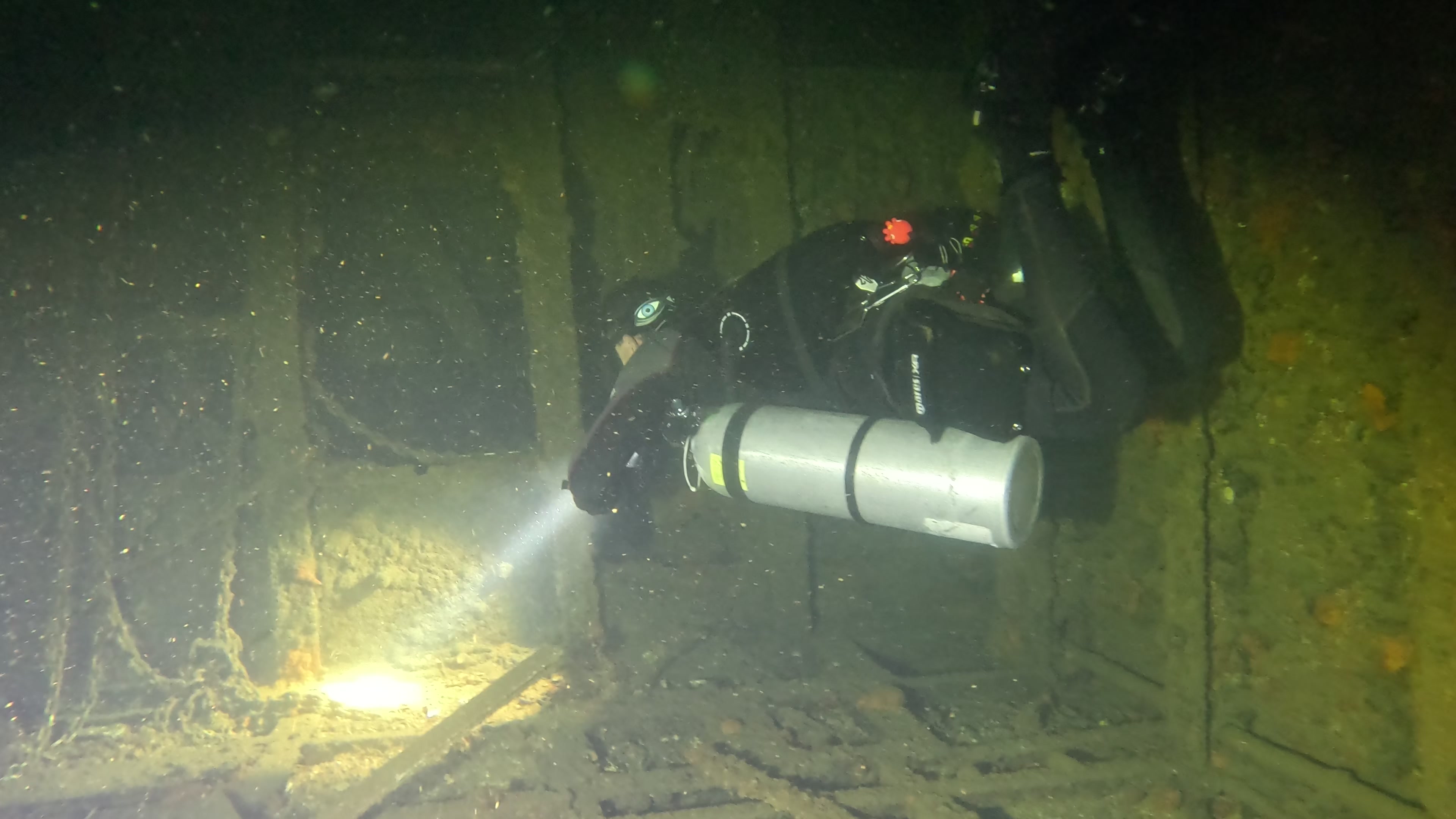 Diver on the ex-HMAS Brisbane wreck